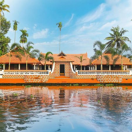 Palmy Lake Resort Alappuzha Εξωτερικό φωτογραφία